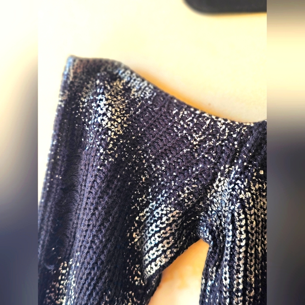 Love More Black & Metallic Silver Distressed Grunge Cold Shoulder Sweater Size L - Picture 8 of 11